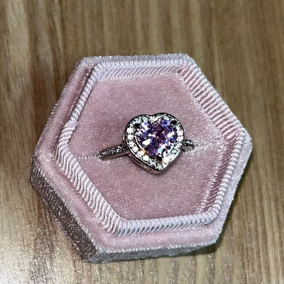 Beautiful Pink Heart Bling Ring - size 7 - Picture 5 of 8